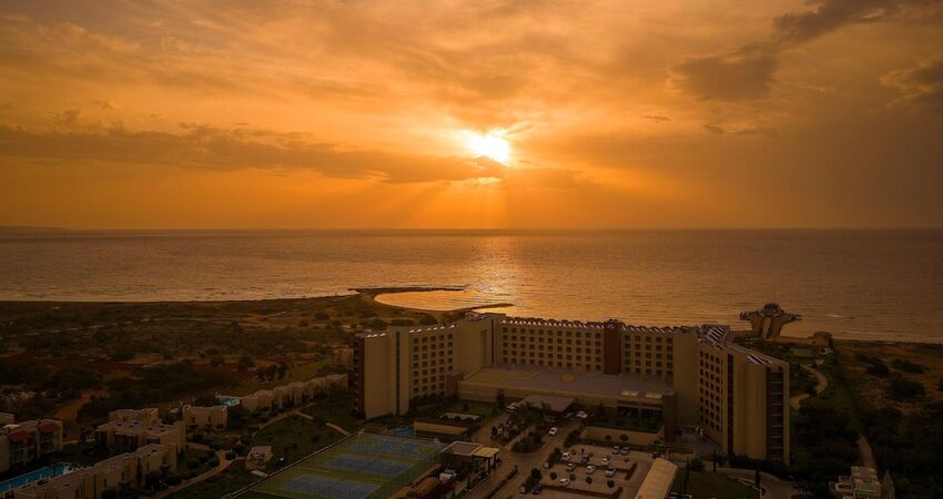 Concorde Luxury Resort
