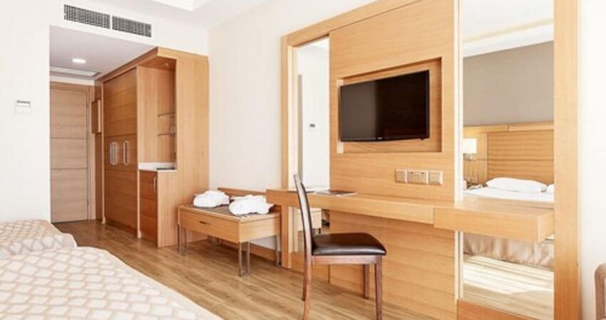 Salamis Bay Conti Resort Hotel