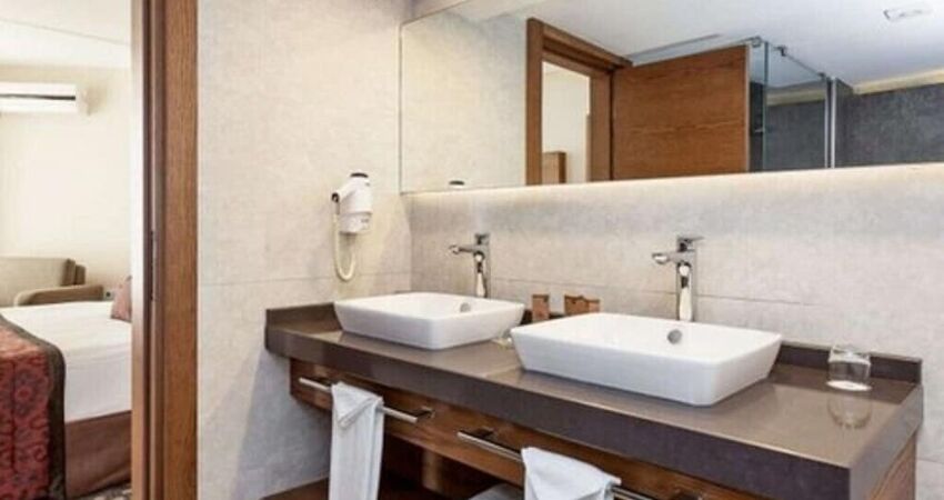 Salamis Bay Conti Resort Hotel